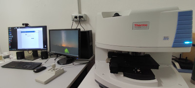 Microscopio FTIR Thermo Fisher Nicolet iN10